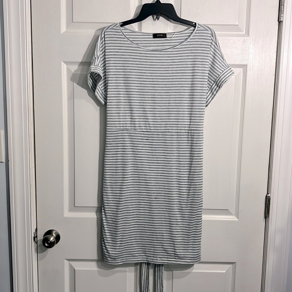 UVN Womens Gray White Striped Mini Dress - Tie Waist - Short Sleeve - Size XXL